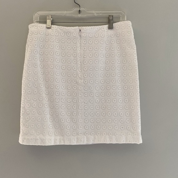 Cache White Eyelet Skirt - Picture 2 of 5
